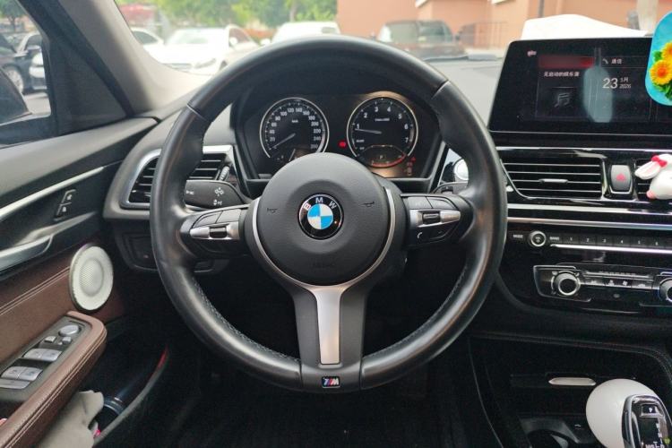 Used BMW 1 Series 2021 Restyled 125i M Sport Night Edition Steering Wheel