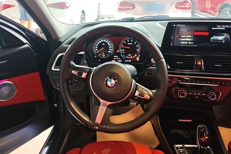 Used BMW 1 Series 2021 Restyled 125i M Sport Night Edition Steering Wheel