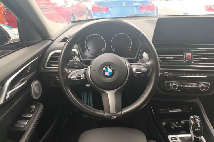 Used BMW 1 Series 2021 Restyled 125i M Sport Night Edition Steering Wheel