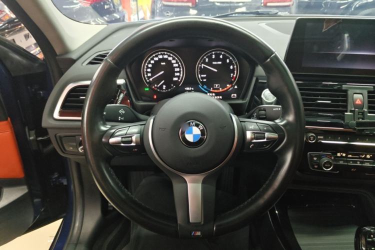 Used BMW 1 Series 2021 Restyled 125i M Sport Night Edition Steering Wheel