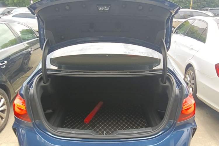 Used BMW 1 Series 2021 125i M Sport Night Edition Trunk