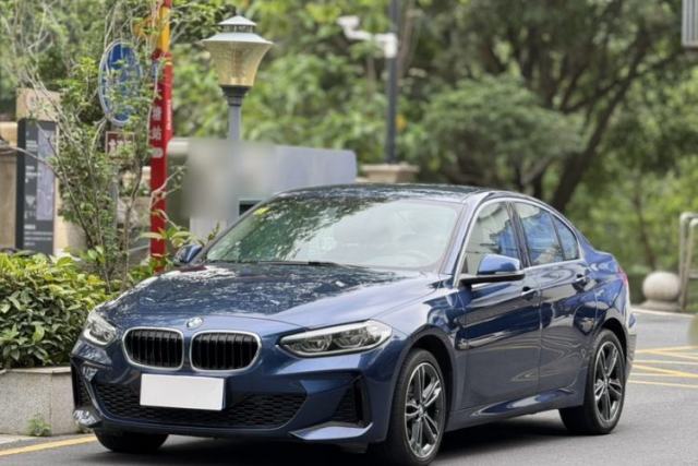 BMW 1 Series 2021 120i M Sport Edition مستعملة