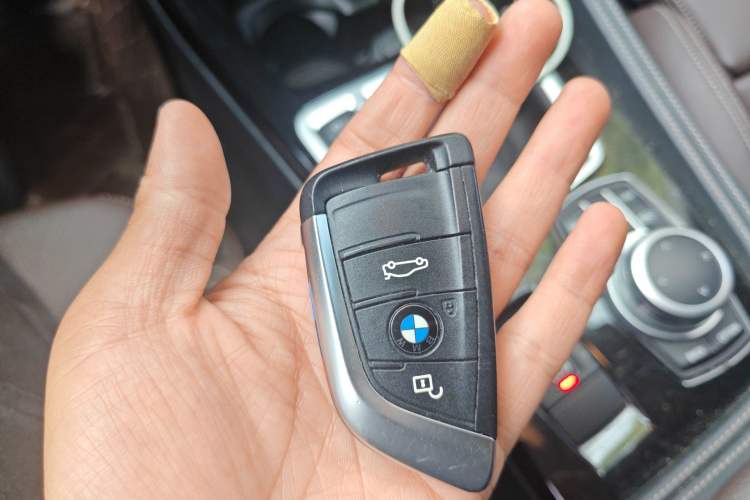 Used BMW 1 Series 2021 120i M Sport Night Edition Vehicle Key