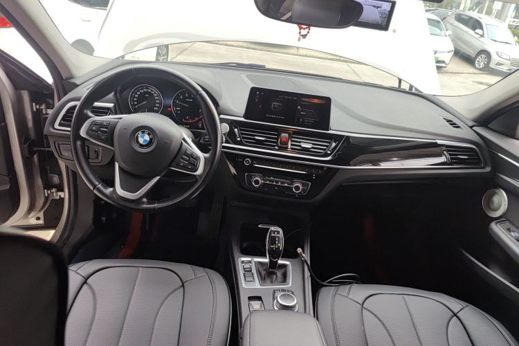 Used BMW 1 Series 2021 120i M Sport Edition Center Console