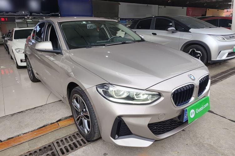 Used BMW 1 Series 2021 120i M Sport Edition Front Right 45 Deg