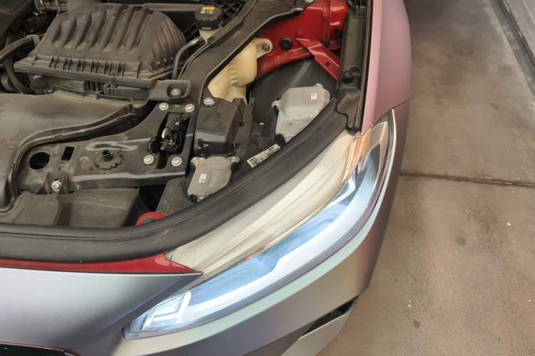 Used BMW 1 Series 2021 125i M Sport Night Edition Engine Bay Left