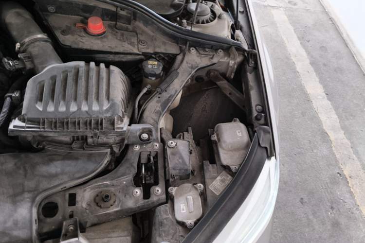 Used BMW 1 Series 2021 120i M Sport Night Edition Engine Bay Left