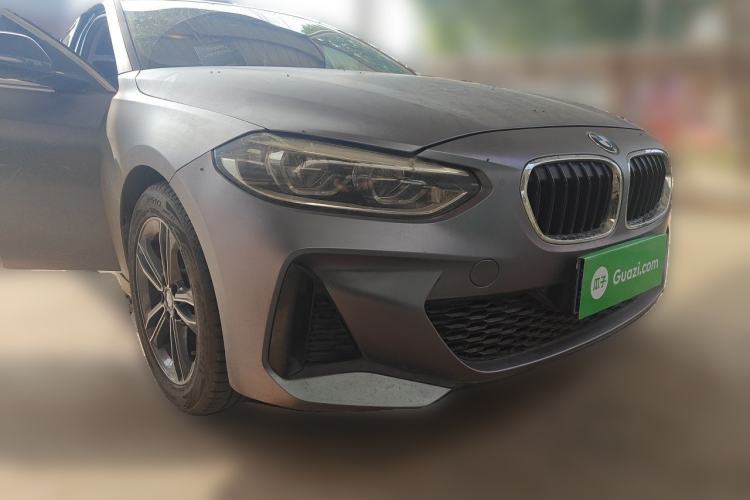 Used BMW 1 Series 2021 120i M Sport Edition Front Right 45 Deg