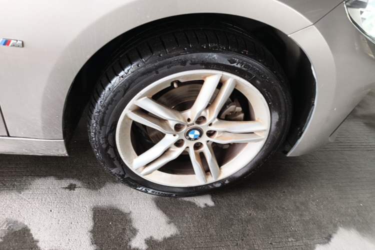 Used BMW 1 Series 2021 120i M Sport Night Edition Right Front Wheel Hub