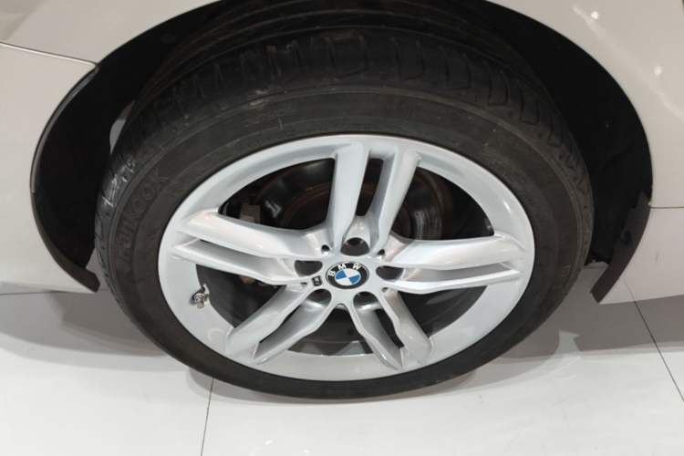 Used BMW 1 Series 2021 Revised 120i M Sport Night Edition Right Rear Wheel Hub