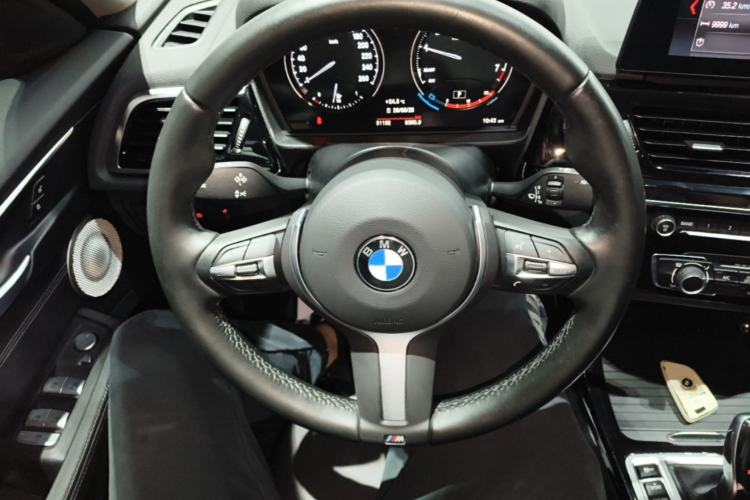 Used BMW 1 Series 2021 Revised 120i M Sport Night Edition Steering Wheel
