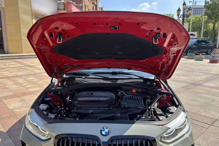 Used BMW 1 Series 2021 125i M Sport Night Edition Interior 11
