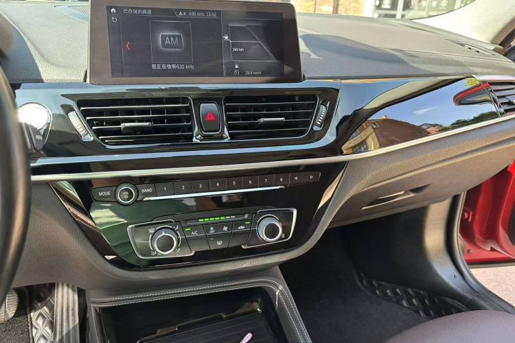 Used BMW 1 Series 2021 125i M Sport Night Edition Interior 3