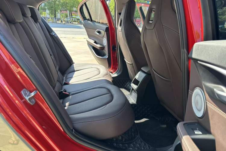 Used BMW 1 Series 2021 125i M Sport Night Edition Interior 9