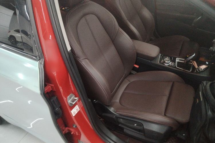 Used BMW 1 Series 2021 120i M Sport Night Edition Right Front Seat