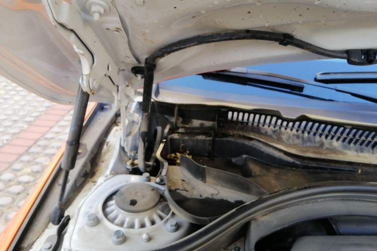 Used BMW 1 Series 2021 125i M Sport Night Edition Engine Bay Right