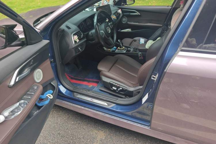 Used BMW 1 Series 2021 Revised 120i M Sport Night Edition Driver Seat