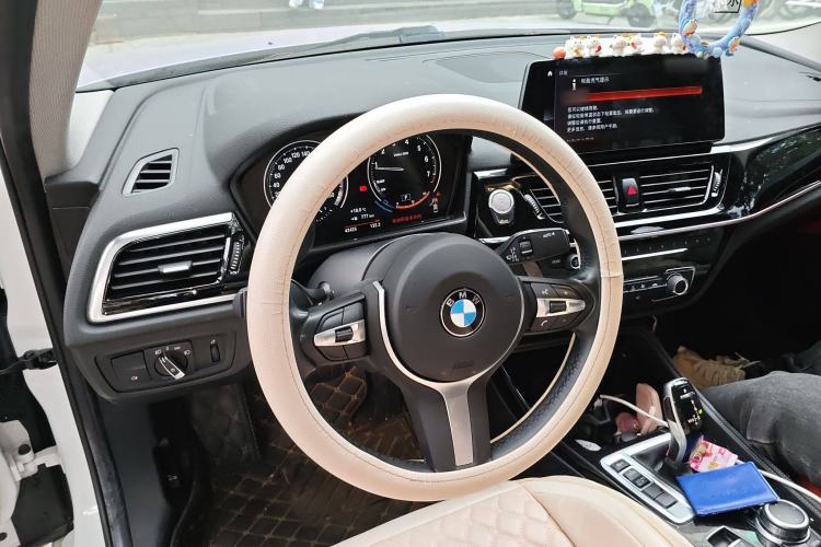 Used BMW 1 Series 2021 Restyled 125i M Sport Night Edition Steering Wheel