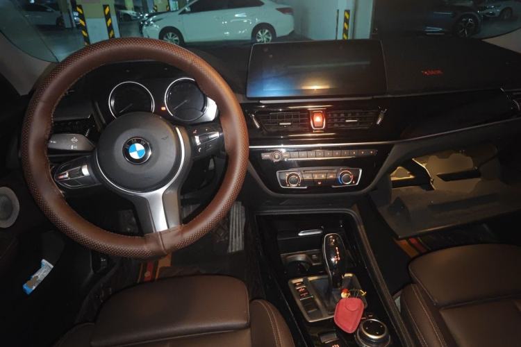 Used BMW 1 Series 2021 Revised 120i M Sport Night Edition Center Console