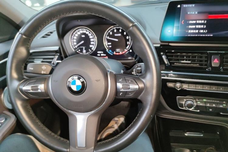 Used BMW 1 Series 2021 Revised 120i M Sport Night Edition Center Console