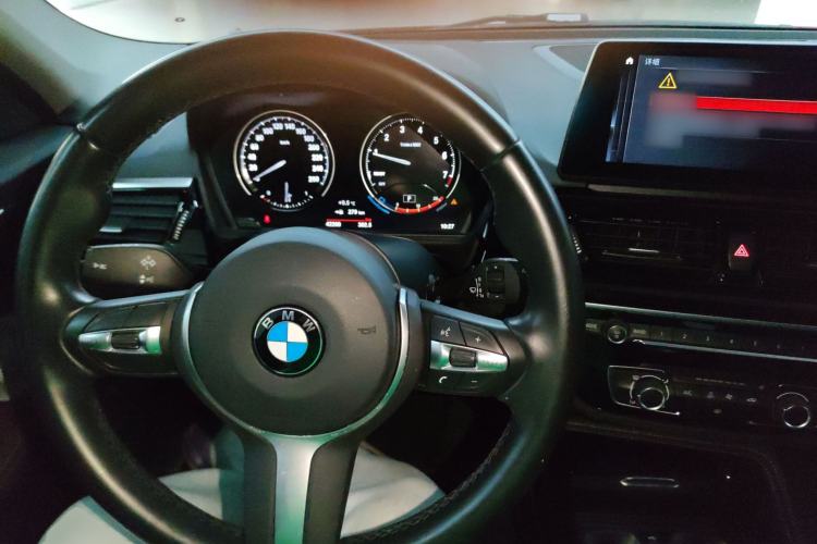 Used BMW 1 Series 2021 Revised 120i M Sport Night Edition Center Console