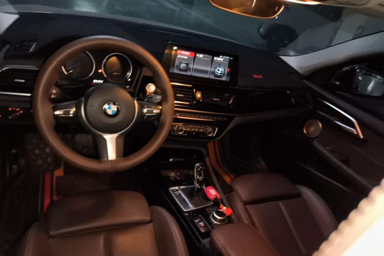 Used BMW 1 Series 2021 Revised 120i M Sport Night Edition Center Console