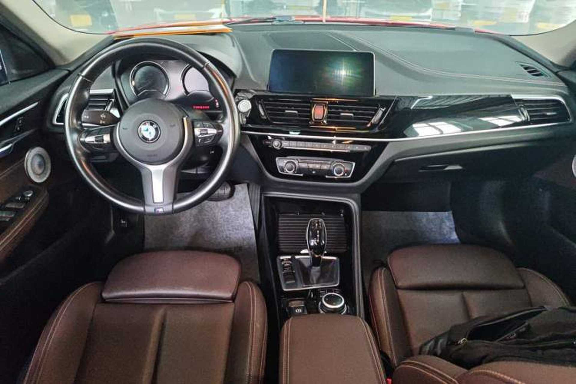 Used BMW 1 Series 2021 120i M Sport Night Edition Center Console