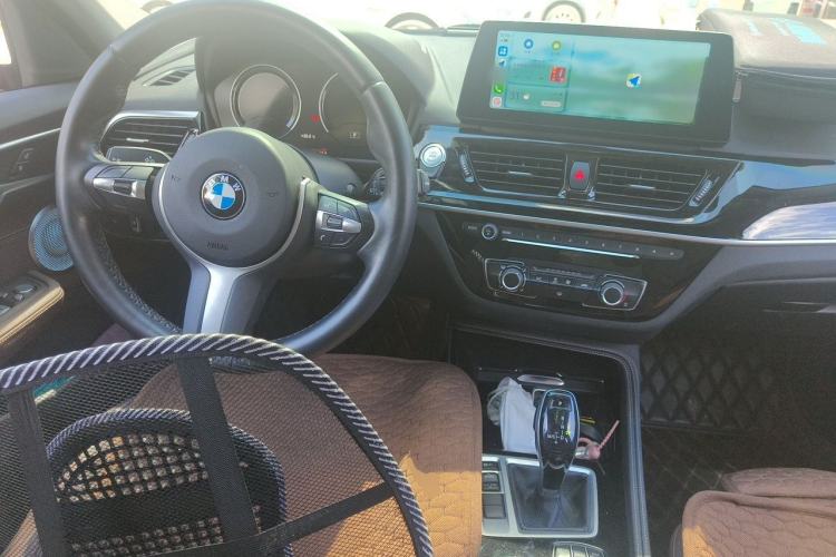 Used BMW 1 Series 2021 125i M Sport Night Edition Center Console