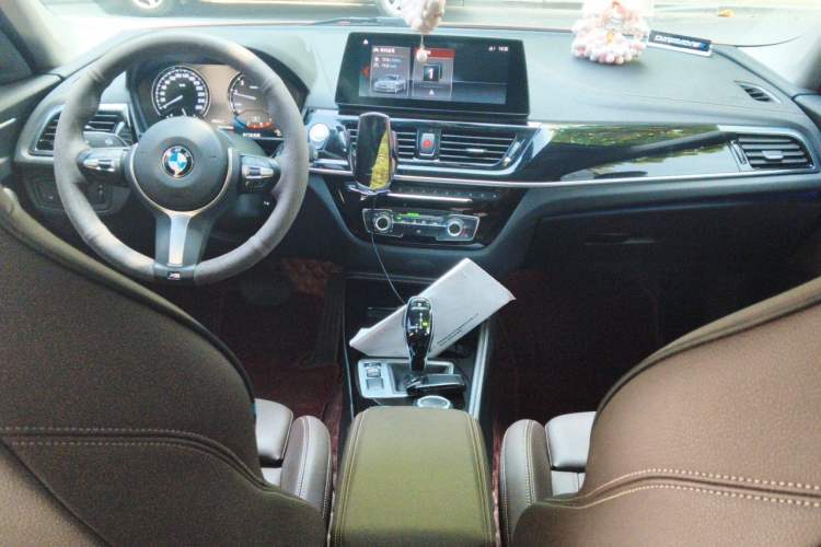 Used BMW 1 Series 2021 Restyled 125i M Sport Night Edition Center Console
