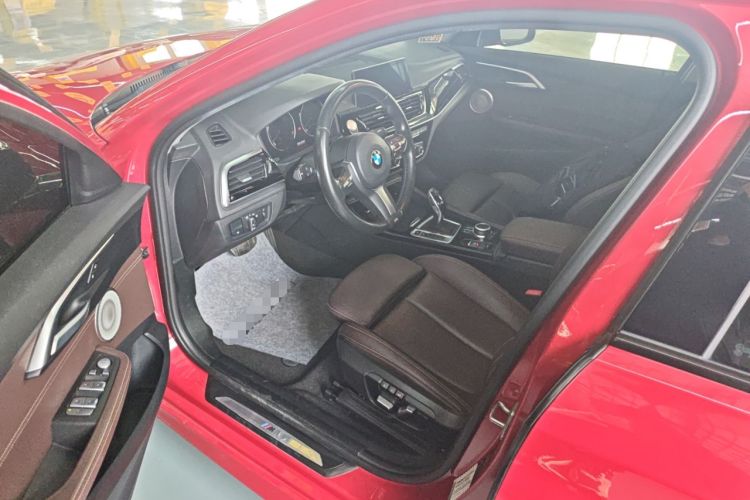 Used BMW 1 Series 2021 120i M Sport Night Edition Driver Seat