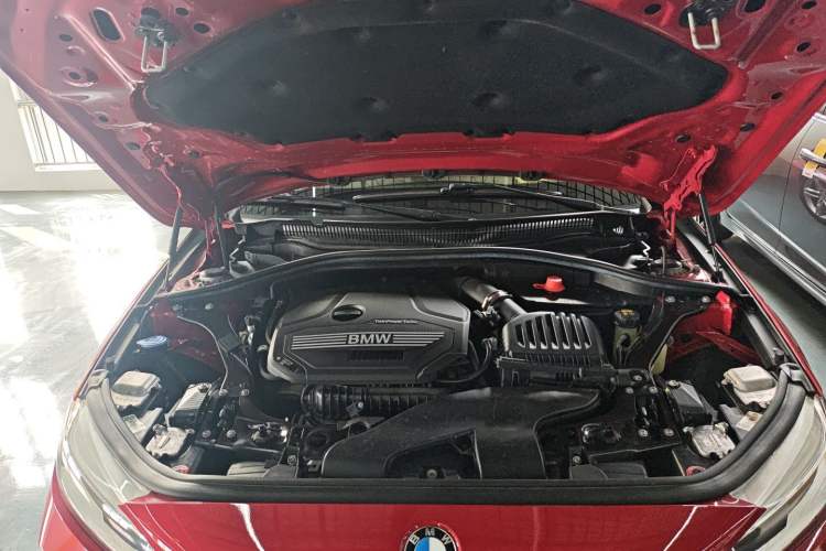 Used BMW 1 Series 2021 120i M Sport Night Edition Engine Bay