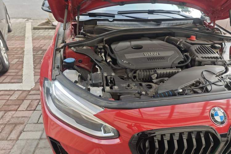 Used BMW 1 Series 2021 120i M Sport Night Edition Engine Bay Right