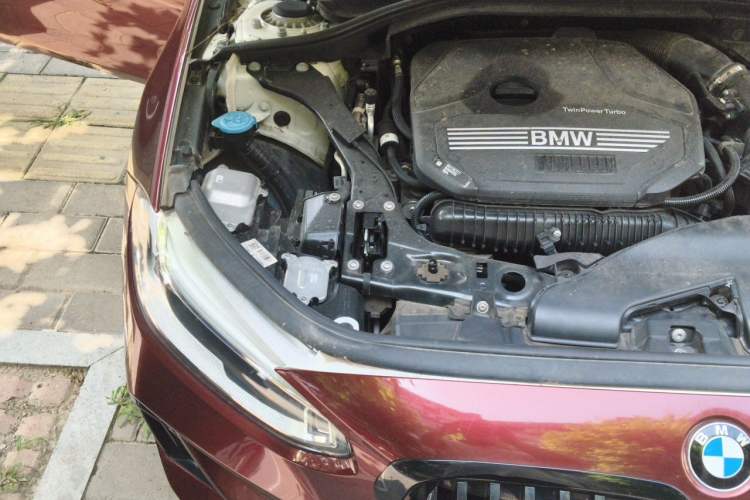 Used BMW 1 Series 2021 Restyled 125i M Sport Night Edition Engine Bay Right