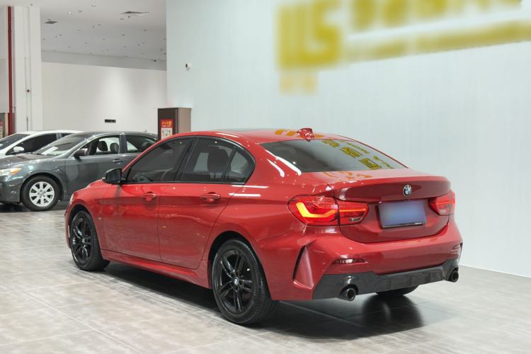 Used BMW 1 Series 2021 120i M Sport Night Edition Exterior 4