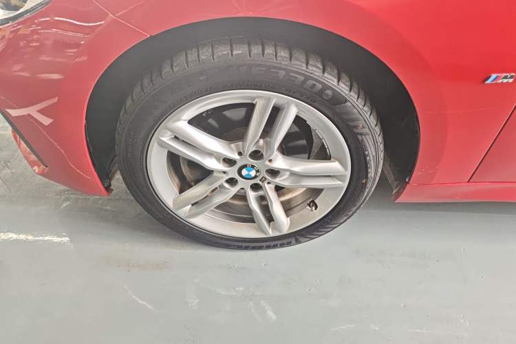 Used BMW 1 Series 2021 120i M Sport Night Edition Exterior 4