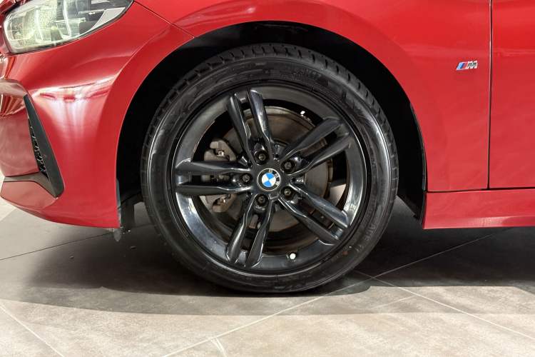 Used BMW 1 Series 2021 120i M Sport Night Edition Exterior 6