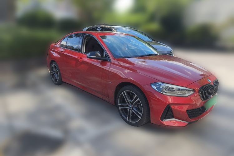 Used BMW 1 Series 2021 125i M Sport Night Edition Front Right 45 Deg