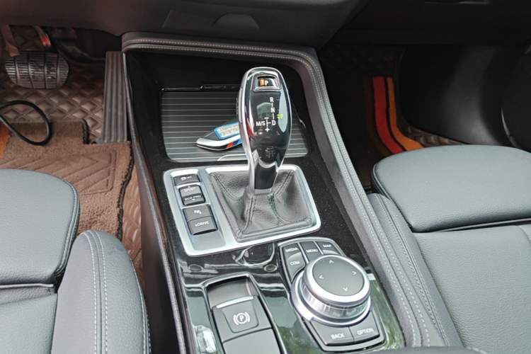 Used BMW 1 Series 2021 Revised 120i M Sport Night Edition Gear Lever