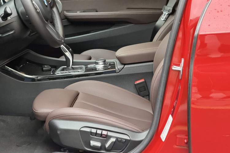 Used BMW 1 Series 2021 120i M Sport Night Edition Interior 2