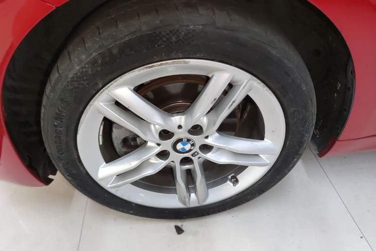 Used BMW 1 Series 2021 Revised 120i M Sport Night Edition Left Front Wheel Hub