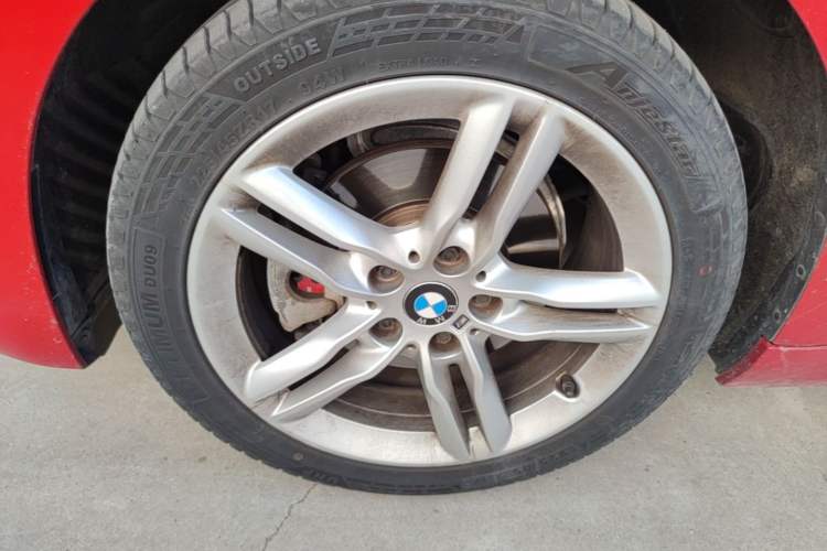 Used BMW 1 Series 2021 120i M Sport Night Edition Left Front Wheel Hub