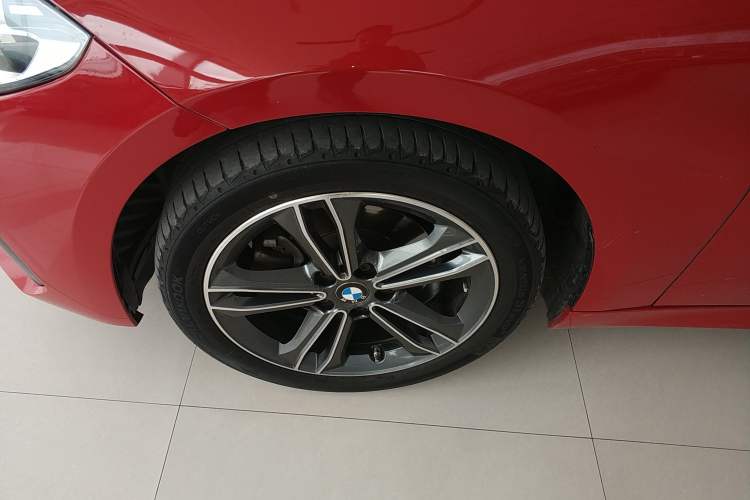 Used BMW 1 Series 2021 Revised 120i M Sport Edition Left Front Wheel Hub