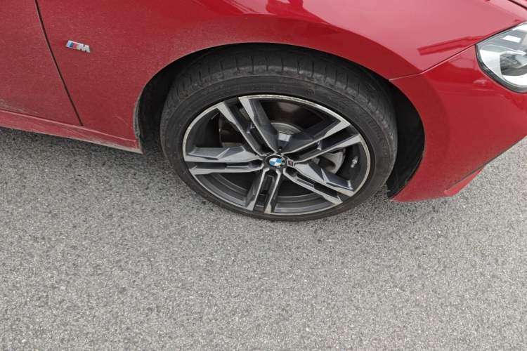 Used BMW 1 Series 2021 Restyled 125i M Sport Night Edition Right Front Wheel Hub