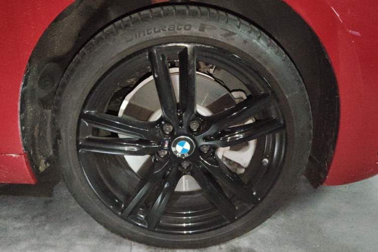 Used BMW 1 Series 2021 Restyled 125i M Sport Night Edition Right Front Wheel Hub