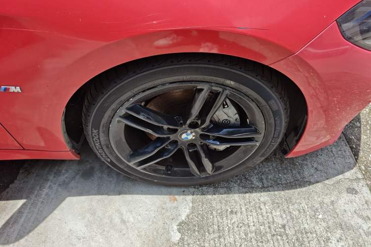 Used BMW 1 Series 2021 Revised 120i M Sport Night Edition Right Front Wheel Hub