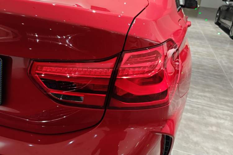 Used BMW 1 Series 2021 120i M Sport Night Edition Right Rear Taillight