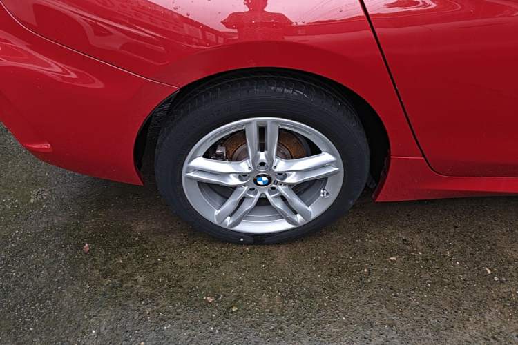Used BMW 1 Series 2021 Revised 120i M Sport Night Edition Right Rear Wheel Hub