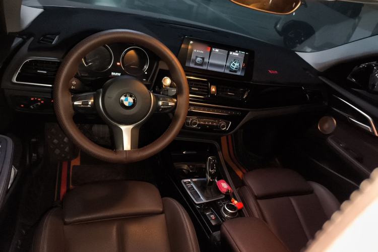 Used BMW 1 Series 2021 Revised 120i M Sport Night Edition Steering Wheel