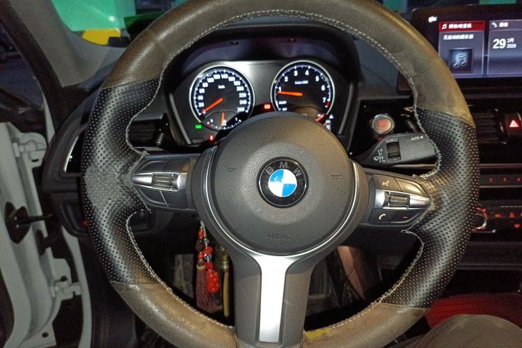 Used BMW 1 Series 2021 Restyled 125i M Sport Night Edition Steering Wheel