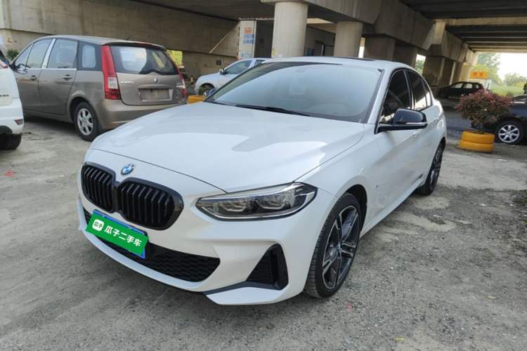 Used BMW 1 Series 2021 Restyled 125i M Sport Night Edition Guazi used car, China used car export, Used car for sale, Used cars, Cheapest cars for sale